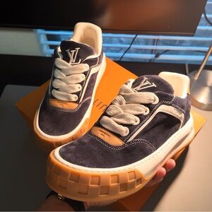 Louis Vuitton LV Tilted sneakers